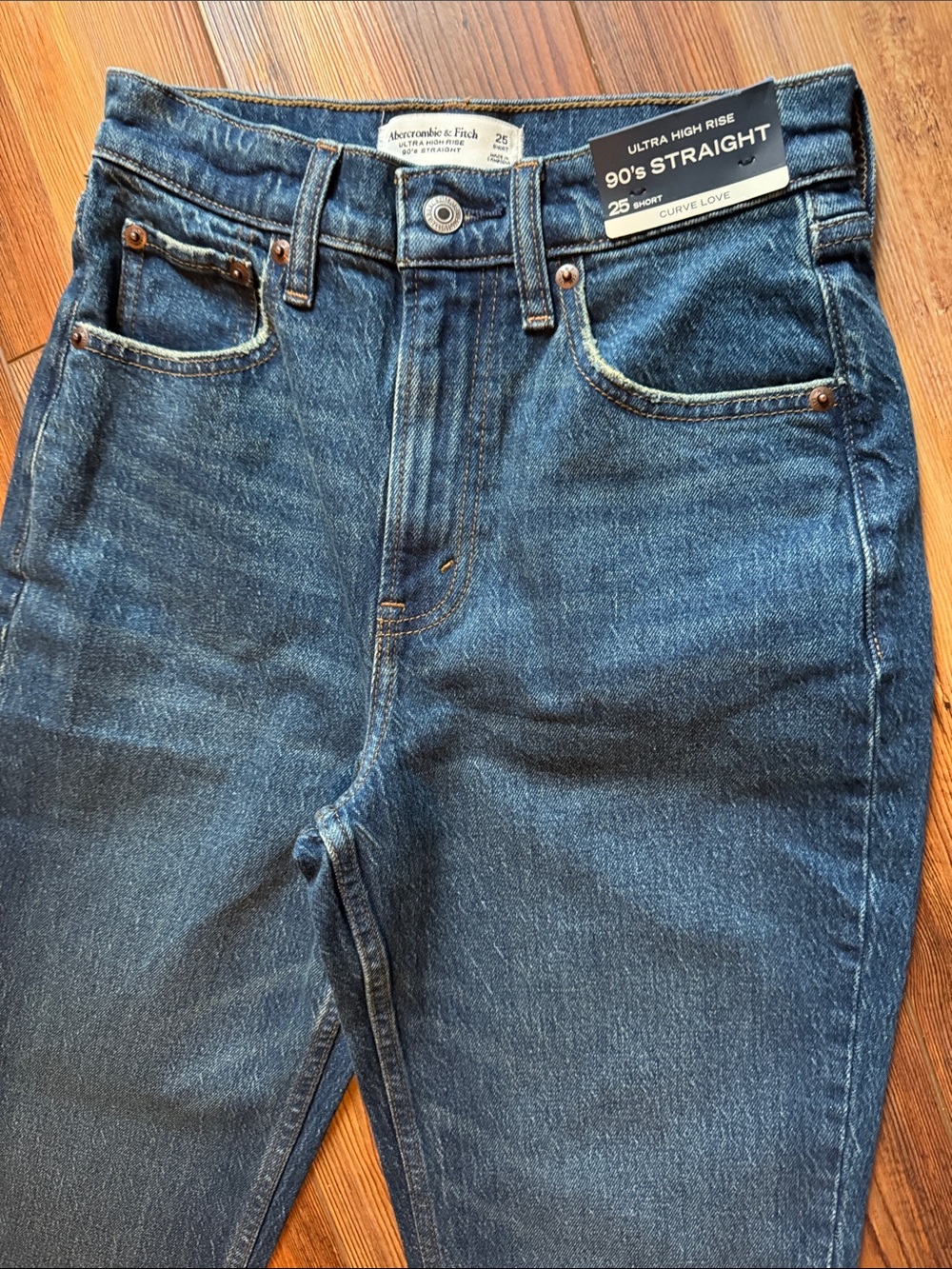 Abercrombie & Fitch ultra high rise 90’s straight curve love size 25 short - Picture 3 of 6